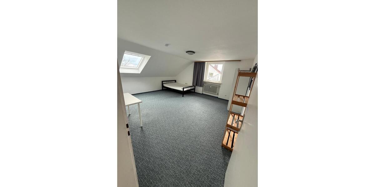 Dachgeschoßwohnung Hof Christiansreuth - 790&euro; | Angebot:26098947