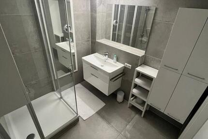 Luxuriöse, möblierte 2-Zimmer Wohnung mit Terrasse in Tübingen 2 zimmer