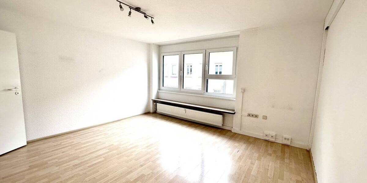 Gewerbeobjekt Kaiserslautern Innenstadt - 6 Zimmer, 1.120&euro; | Angebot:25800234