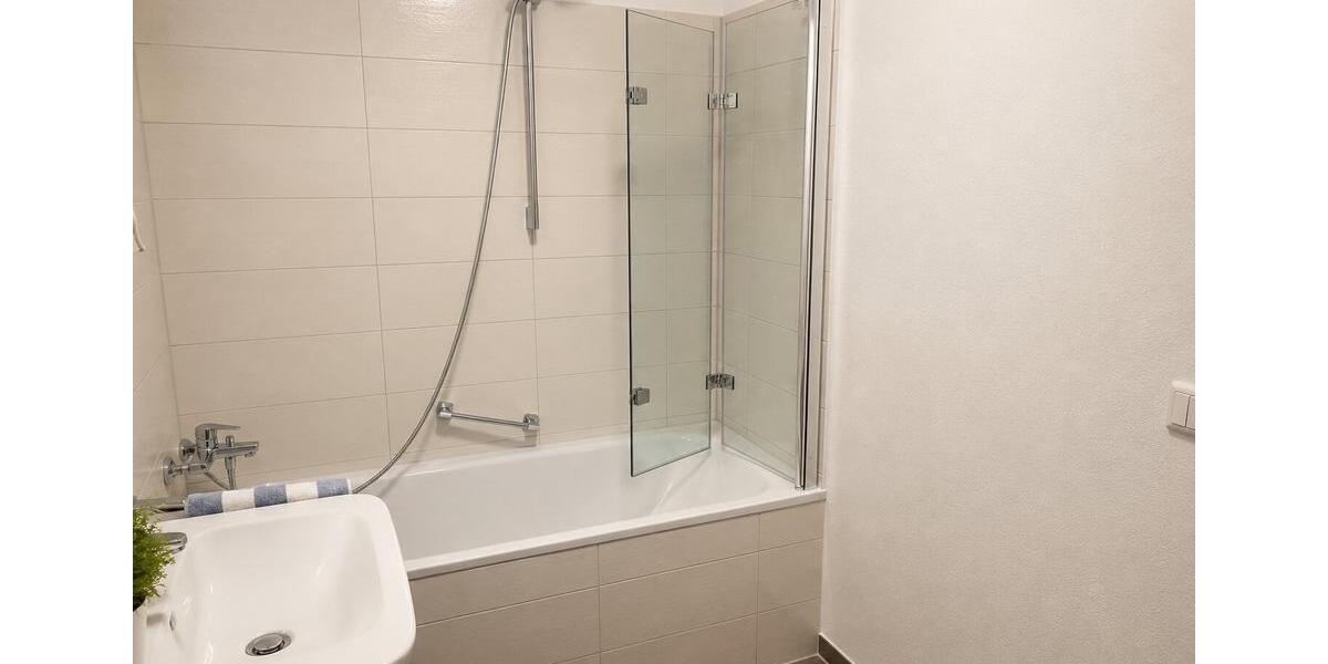 Etagenwohnung Kolbermoor - 2 Zimmer, 67 m&sup2;, 1.070&euro; | Angebot:26665971