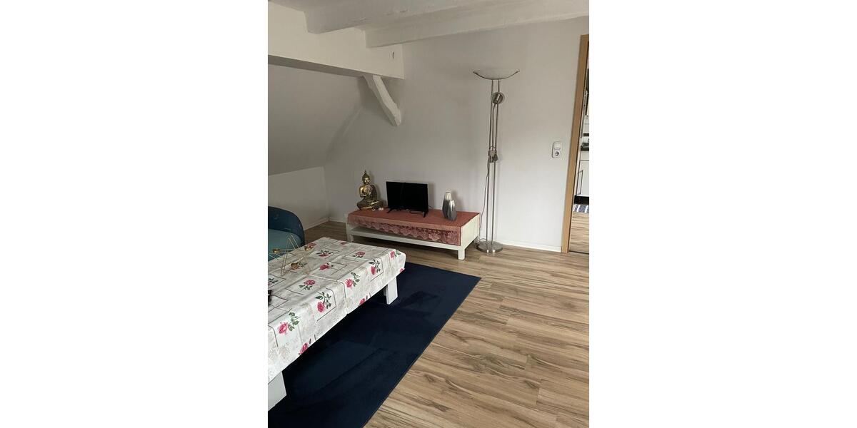 Dachgeschoßwohnung Gummersbach - 2 Zimmer, 50 m&sup2;, 620&euro; | Angebot:25641575