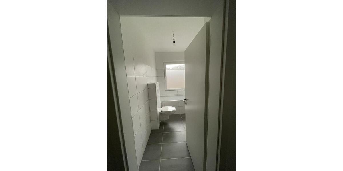 Dachgeschoßwohnung Lüdenscheid - 3 Zimmer, 70 m&sup2;, 600&euro; | Angebot:25044436