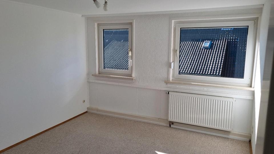 Dachgeschoßwohnung Bad Pyrmont - 2 Zimmer, 67 m&sup2;, 660&euro; | Angebot:25542312
