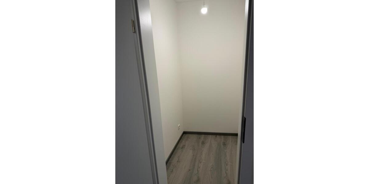 Etagenwohnung Hungen - 3 Zimmer, 94 m&sup2;, 850&euro; | Angebot:26703800