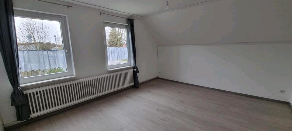 Etagenwohnung Südbrookmerland - 2 Zimmer, 130 m&sup2;, 1.000&euro; | Angebot:25792005