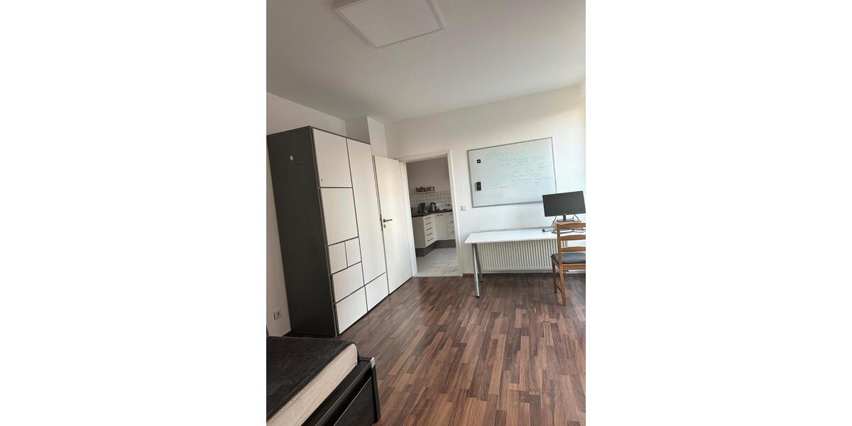 Etagenwohnung Mannheim Innenstadt - 1 Zimmer, 24 m&sup2;, 595&euro; | Angebot:26501990