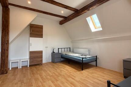 Wohnen auf Zeit Lauf an der Pegnitz - 4 Zimmer, 100 m&sup2;, 30&euro; | Angebot:25627722