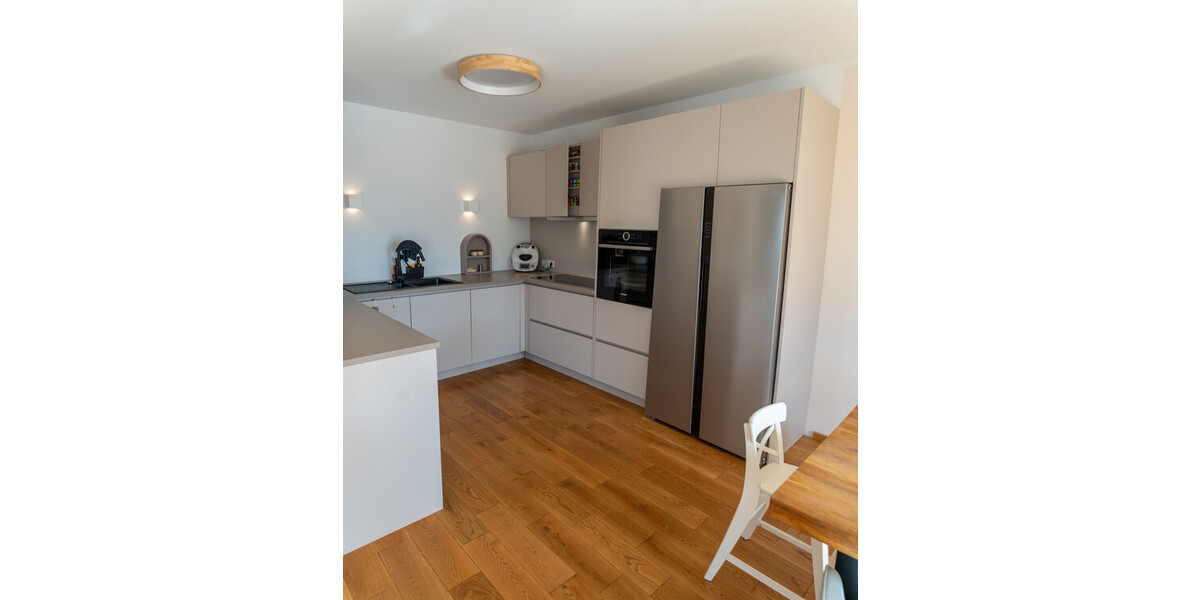 Hochwertige Doppelhaushälfte mit Garten, Garage & Einbauküche 7 zimmer