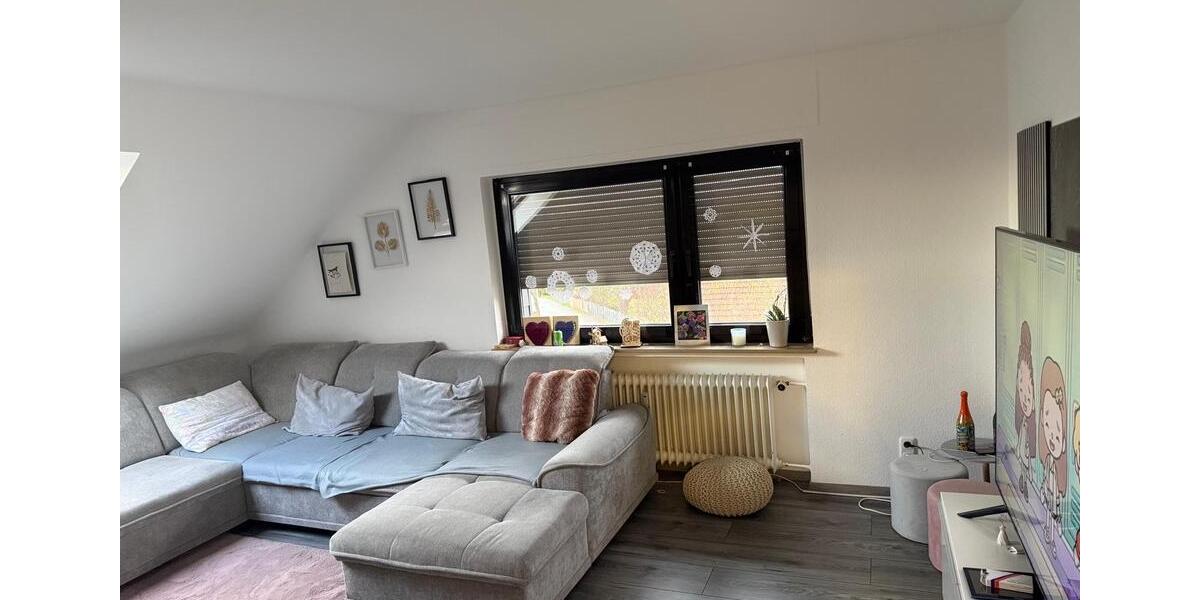 Dachgeschoßwohnung Idstein - 3 Zimmer, 81 m&sup2;, 740&euro; | Angebot:23662956