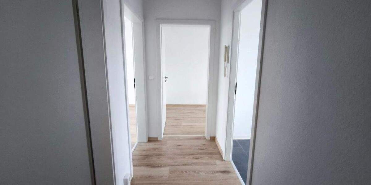 Etagenwohnung Sangerhausen - 6 Zimmer, 119 m&sup2;, 705&euro; | Angebot:24530316