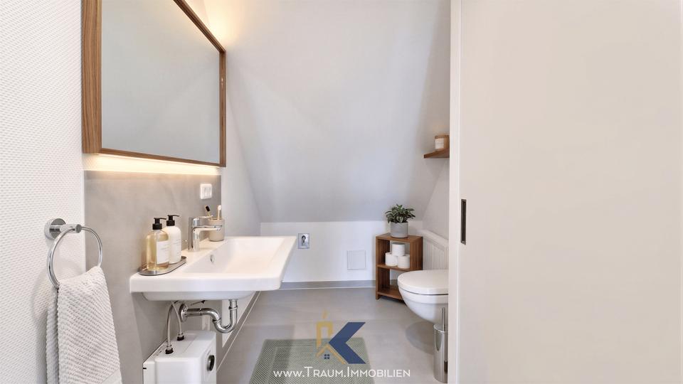 Dachgeschoßwohnung Mühlhausen (Thüringen) - 3 Zimmer, 114 m&sup2;, 855&euro; | Angebot:26556635