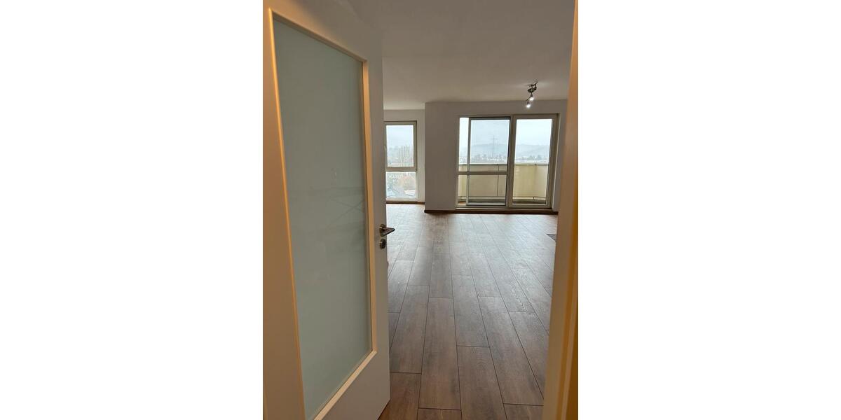 Etagenwohnung Rösrath - 3 Zimmer, 86 m&sup2;, 950&euro; | Angebot:25231606