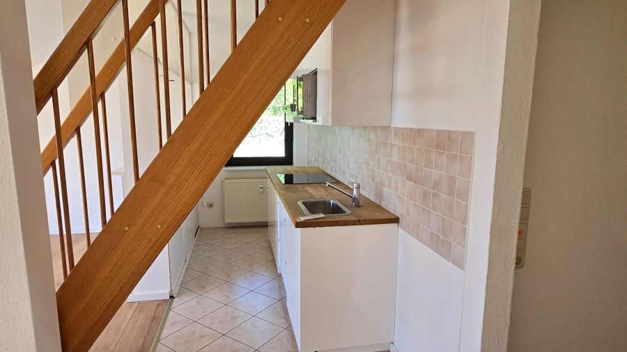 Wunderschöne 2 Zimmer Dachgeschosswohnung - Dachgeschoßwohnung Waldeck Hess | Angebot:26153370