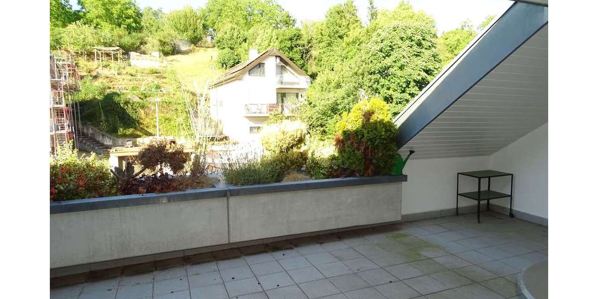 Etagenwohnung Lörrach Brombach - 3 Zimmer, 110 m&sup2;, 1.250&euro; | Angebot:27022348