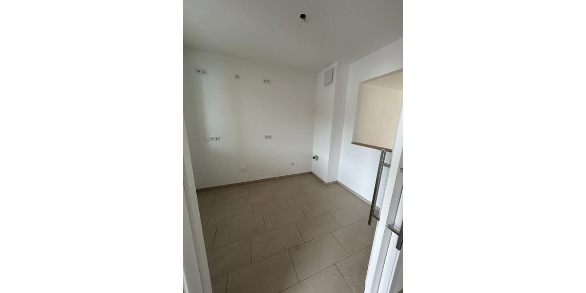 Etagenwohnung Deggendorf - 2 Zimmer, 66 m&sup2;, 780&euro; | Angebot:25903780