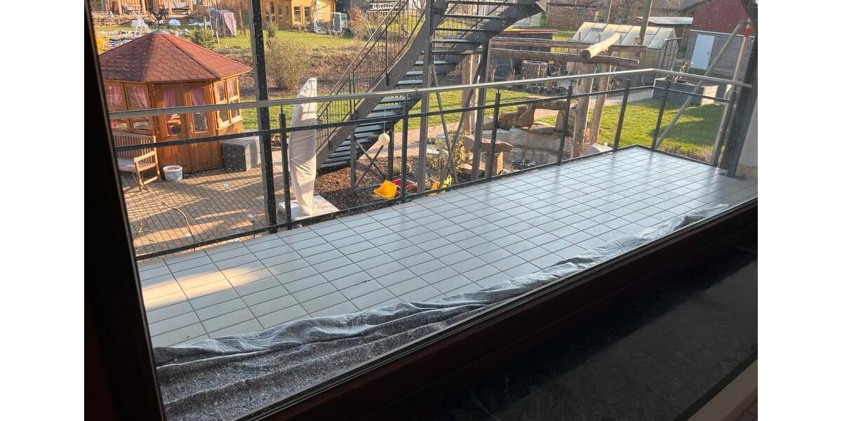 Etagenwohnung Rosenfeld - 4.5 Zimmer, 134 m&sup2;, 1.300&euro; | Angebot:25993674