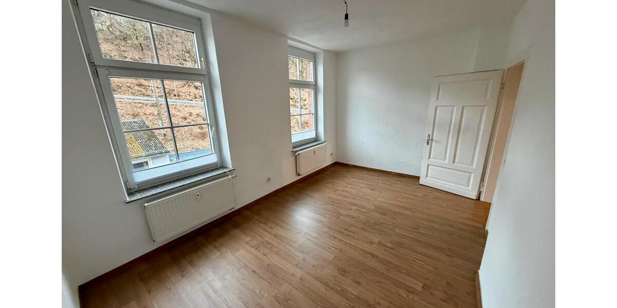 Etagenwohnung Kirchen (Sieg) - 4 Zimmer, 93 m&sup2;, 490&euro; | Angebot:25300305