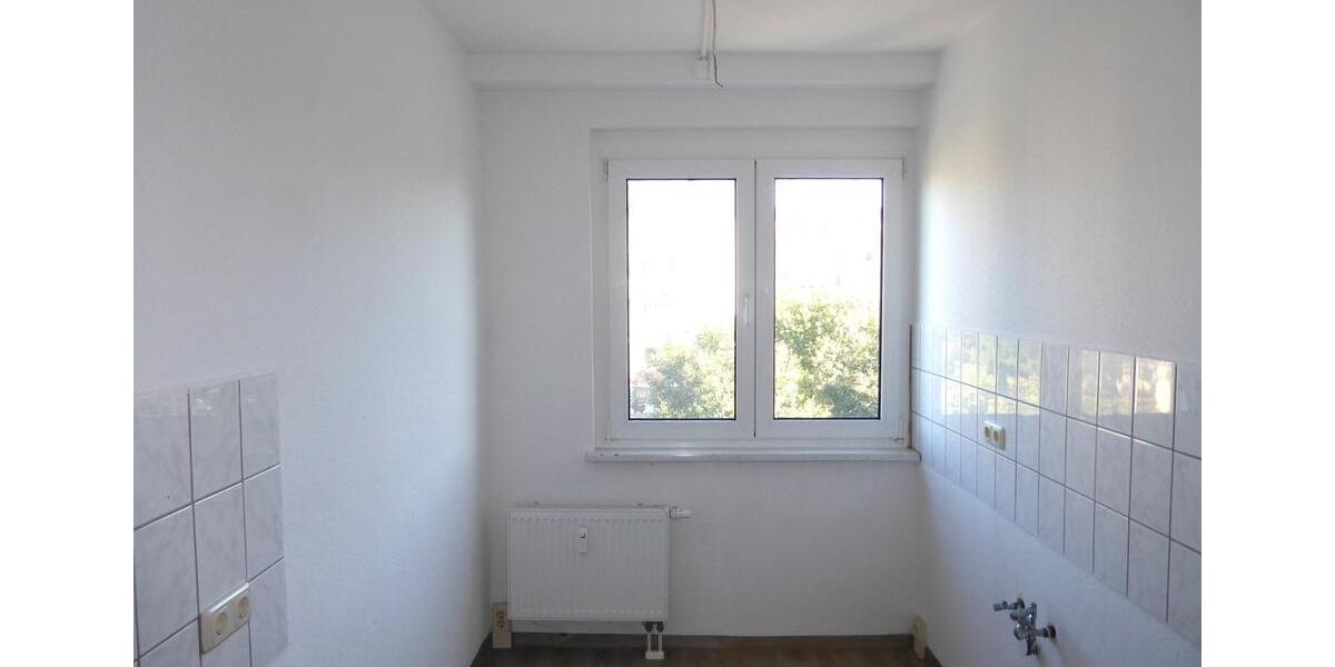 Etagenwohnung Saalfeld (Saale) - 3 Zimmer, 59 m&sup2;, 323&euro; | Angebot:17498420
