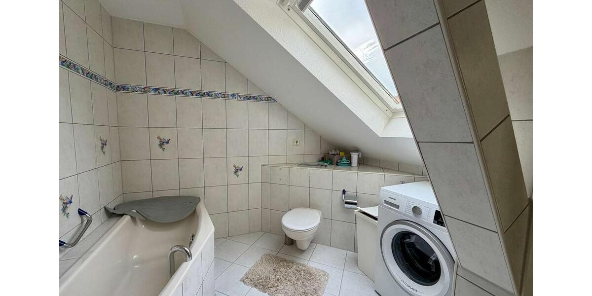 Dachgeschoßwohnung Thale - 3 Zimmer, 130 m&sup2;, 900&euro; | Angebot:26017869