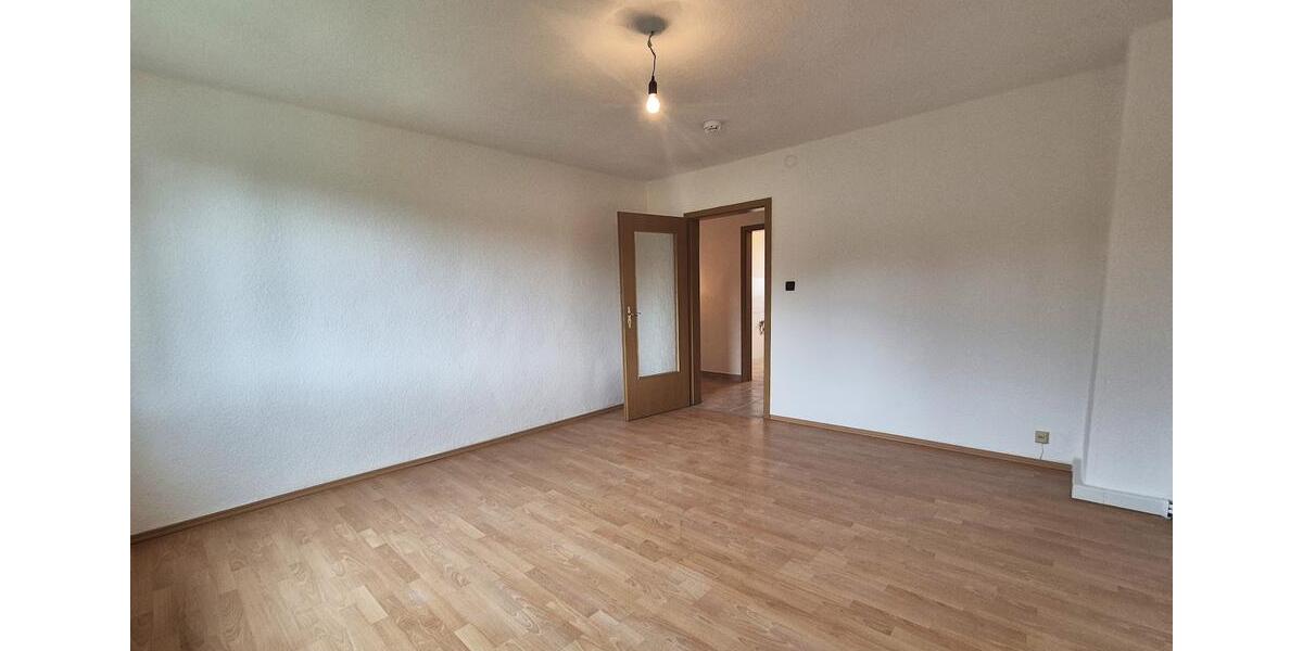Etagenwohnung Diesdorf - 3 Zimmer, 60 m&sup2;, 180&euro; | Angebot:23186432