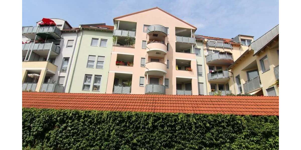 Etagenwohnung Plauen - 4 Zimmer, 86 m&sup2;, 600&euro; | Angebot:26748375