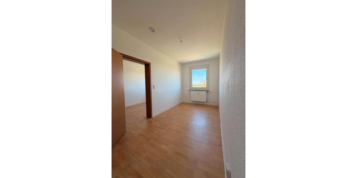 Etagenwohnung Raguhn-Jeßnitz Jeßnitz - 4 Zimmer, 70 m&sup2;, 420&euro; | Angebot:26383657