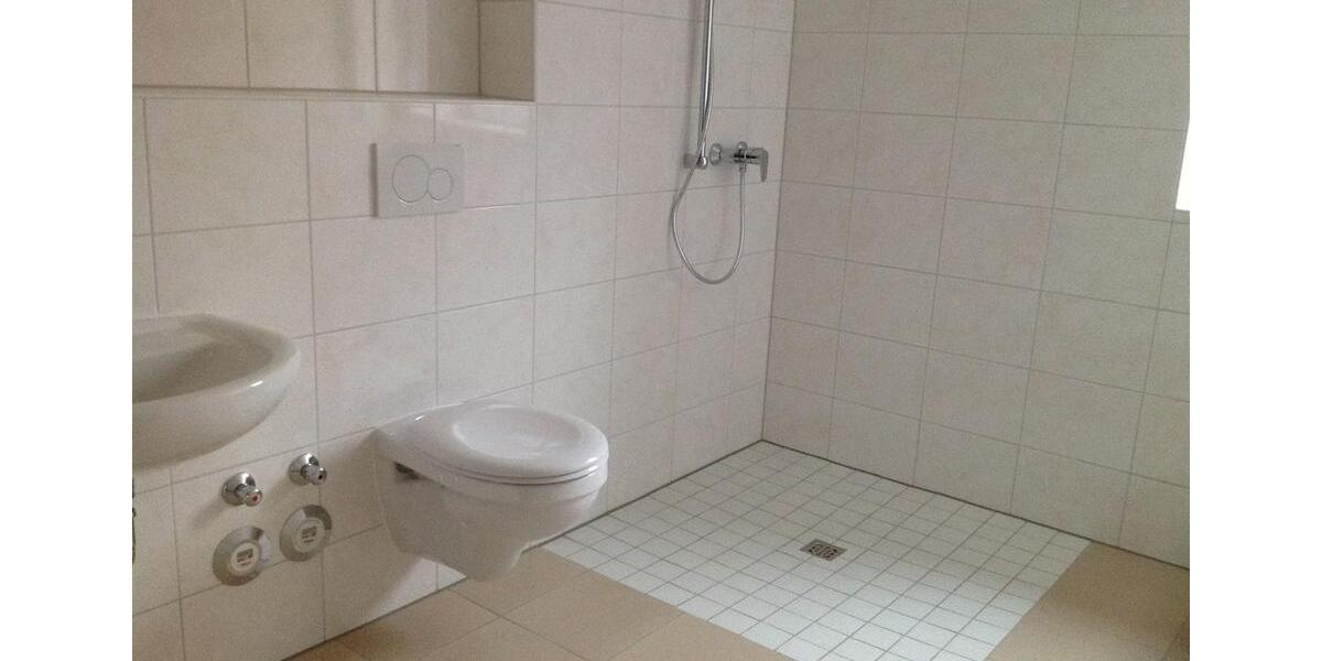 2-Zimmer-Seniorenwohnung mit Balkon nur mit WBS 2 zimmer