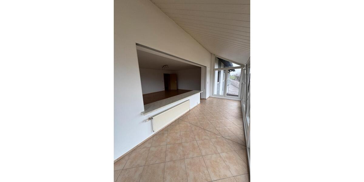 Erdgeschoßwohnung Furth im Wald - 4 Zimmer, 135 m&sup2;, 990&euro; | Angebot:24995884