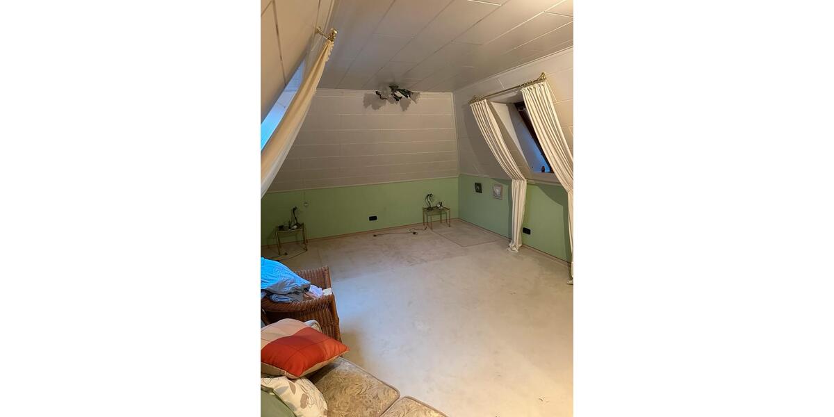 Dachgeschoßwohnung Haselünne - 2 Zimmer, 70 m&sup2;, 780&euro; | Angebot:24726801