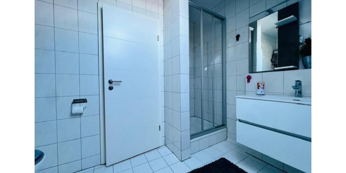 Dachgeschoßwohnung Waghäusel - 3 Zimmer, 105 m&sup2;, 1.150&euro; | Angebot:24936966