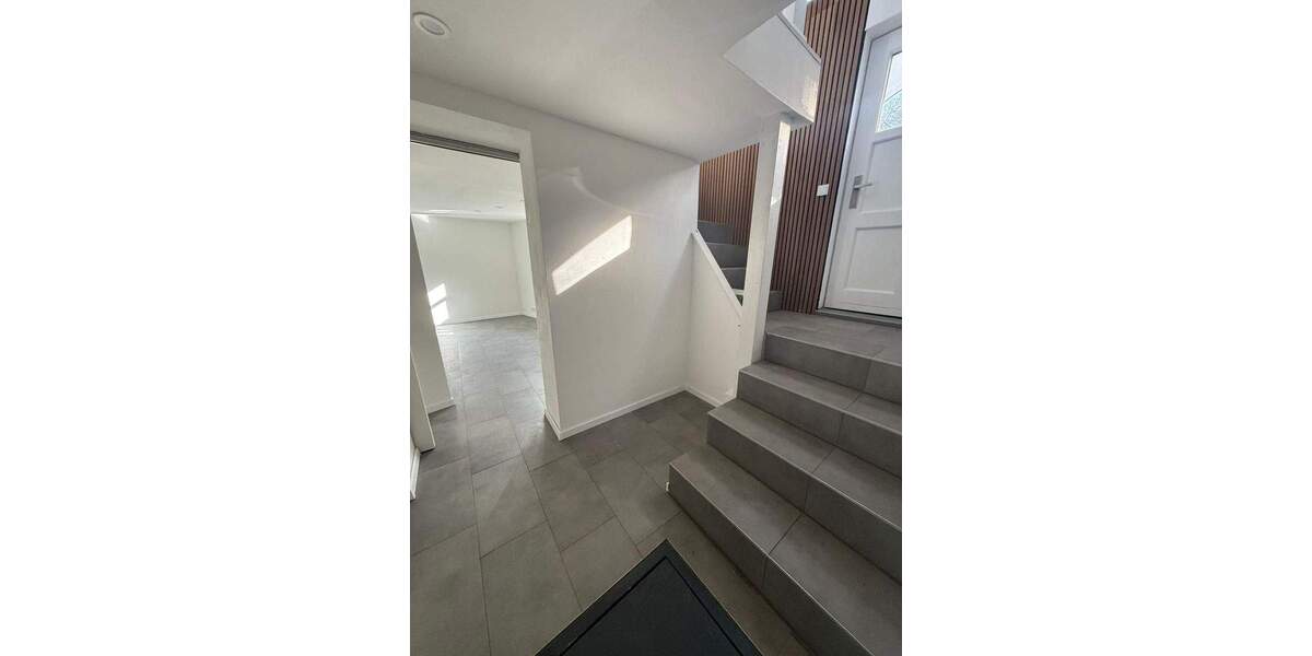 Mehrfamilienhaus, Wohnhaus Waltershausen - 4 Zimmer, 100 m&sup2;, 790&euro; | Angebot:25732008