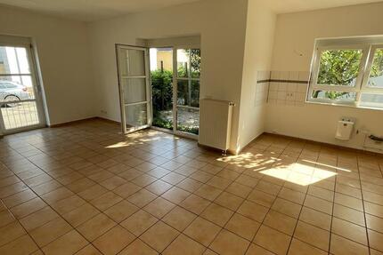 Wohnung Karlsruhe Daxlanden - 2 Zimmer, 79 m&sup2;, 1.200&euro; | Angebot:25383221