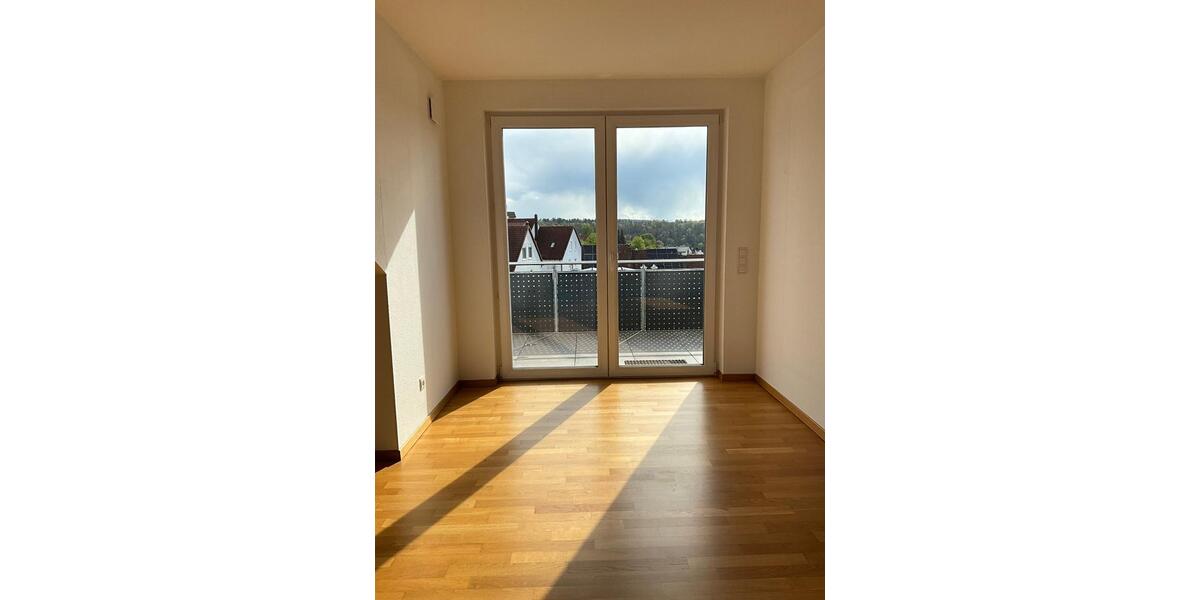 Dachgeschoßwohnung Horb am Neckar - 2.5 Zimmer, 61 m&sup2;, 1.080&euro; | Angebot:25566811