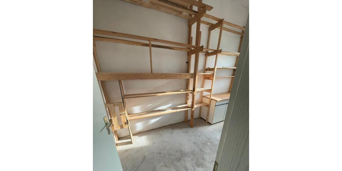 Etagenwohnung Menteroda - 3 Zimmer, 86 m&sup2;, 555&euro; | Angebot:25899239