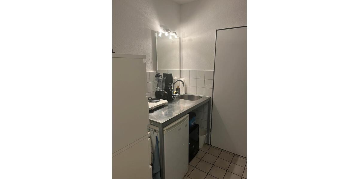 Wohnen auf Zeit Hürth - 1 Zimmer, 18 m&sup2;, 560&euro; | Angebot:26672895