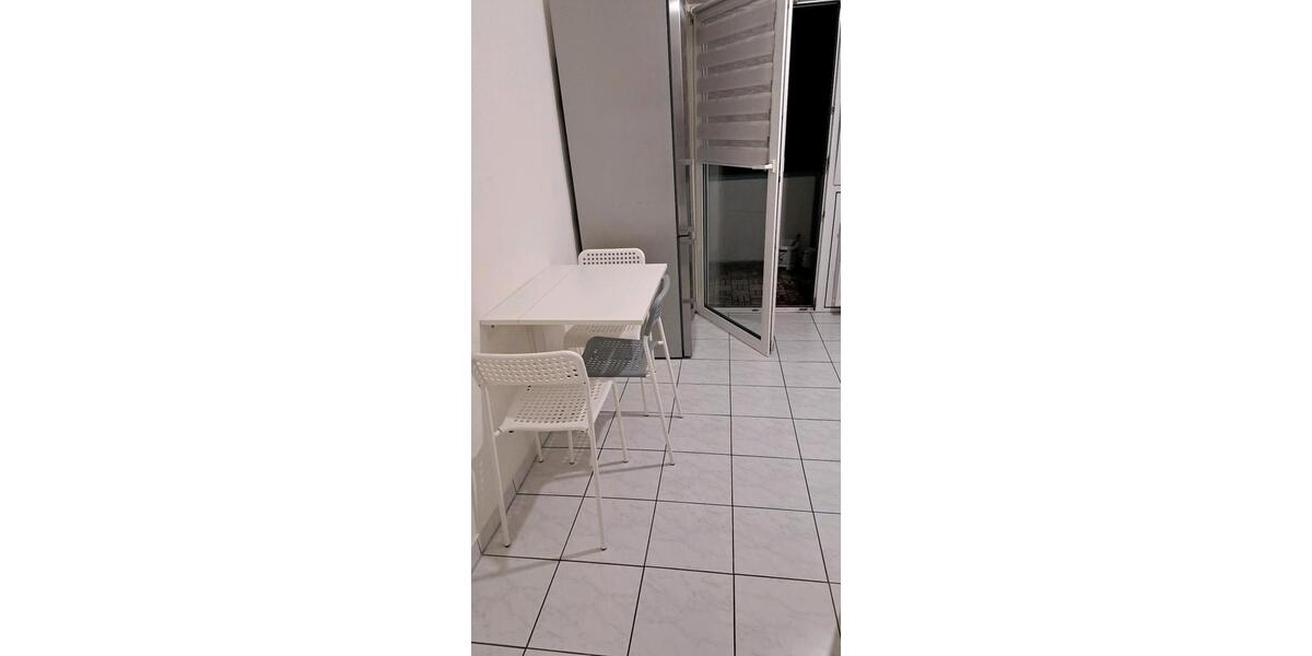 Wohnen auf Zeit Ludwigshafen am Rhein Ludwigshafen-Hemshof - 1 Zimmer, 18 m&sup2;, 35&euro; | Angebot:20749753