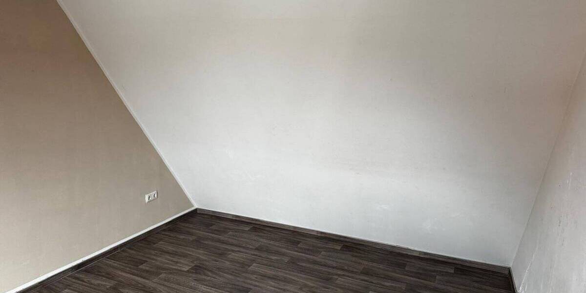 Etagenwohnung Quedlinburg - 5 Zimmer, 150 m&sup2;, 750&euro; | Angebot:26389250