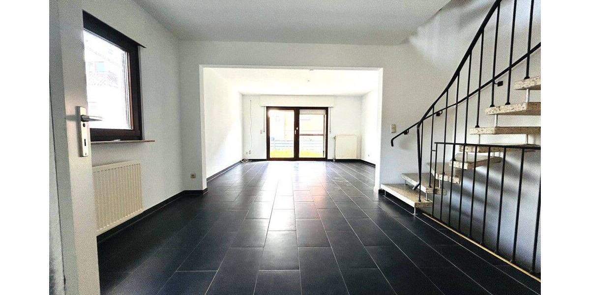Reihenendhaus Ludwigsburg / Poppenweiler Poppenweiler - 4 Zimmer, 117 m&sup2;, 1.630&euro; | Angebot:26835231