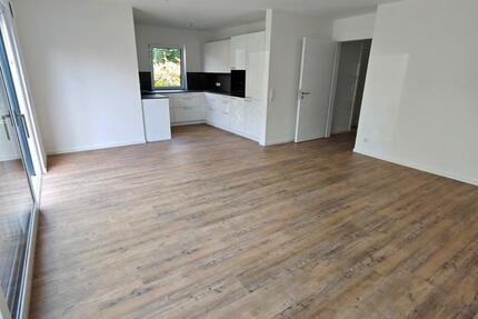 Wohnung Hude (Oldenburg) - 3 Zimmer, 96 m&sup2;, 1.250&euro; | Angebot:26702143