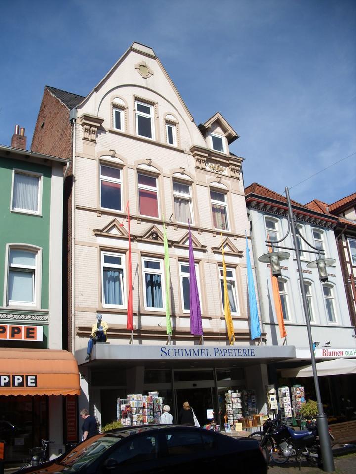 Wohnung in zentraler Lage Uelzen , 2 Zimmer,Nebenraum, Küche, Bad