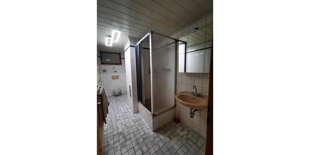 Wohnen auf Zeit Neustadt an der Donau - 5 Zimmer, 14 m&sup2;, 390&euro; | Angebot:26483066