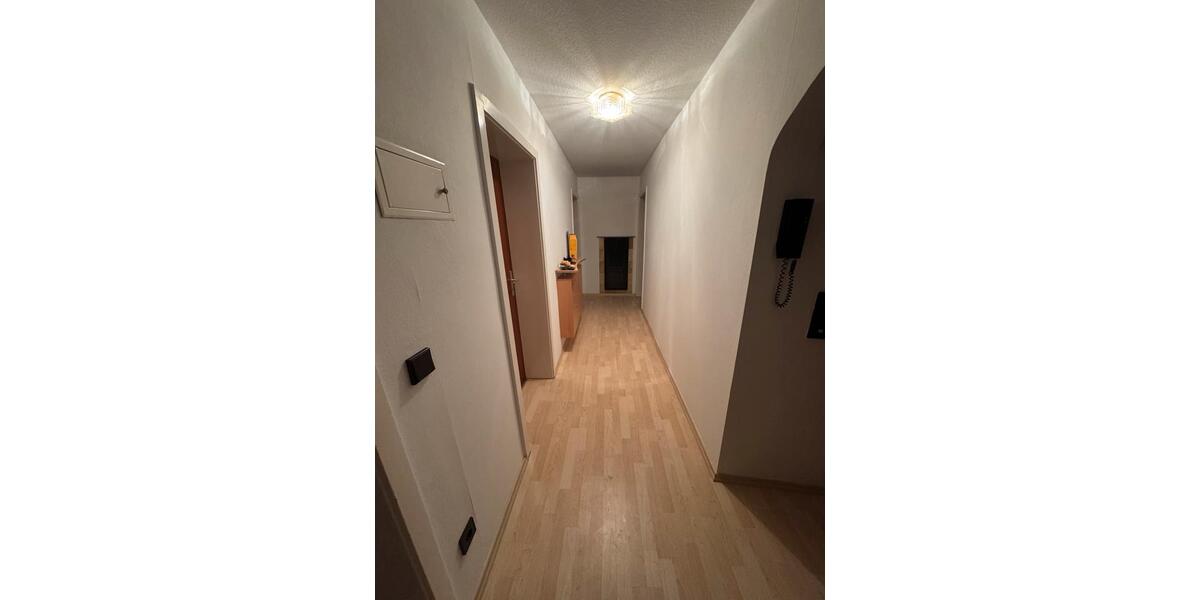Etagenwohnung Gaildorf - 3 Zimmer, 87 m&sup2;, 800&euro; | Angebot:24886408
