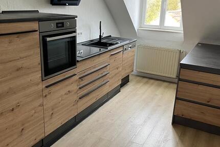 Schöne renovierte 2ZKB-Wohnung 2 zimmer