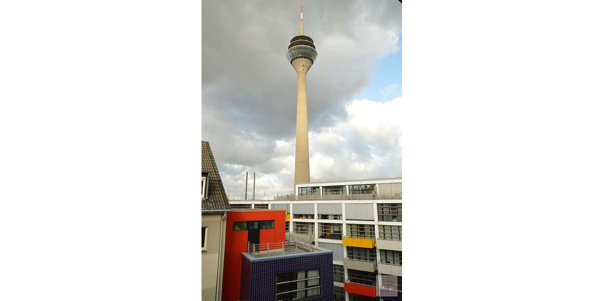 Etagenwohnung Düsseldorf Unterbilk - 3 Zimmer, 109 m&sup2;, 1.690&euro; | Angebot:25259193