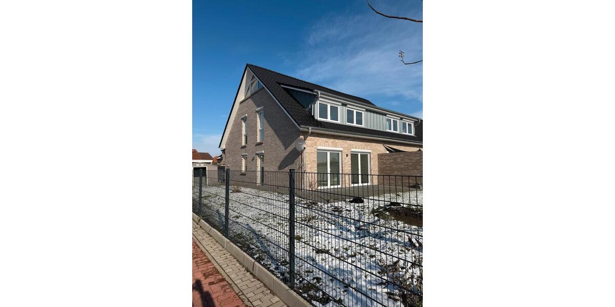 Doppelhaushälfte Neuenkirchen - 4 Zimmer, 121 m&sup2;, 1.000&euro; | Angebot:25027445