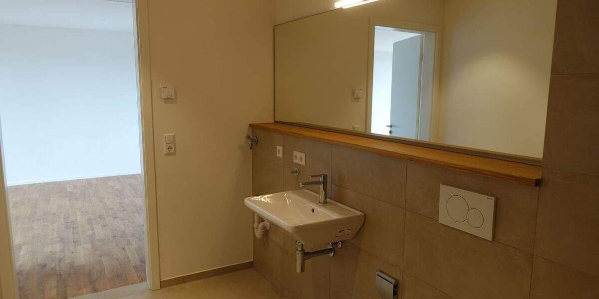Etagenwohnung Rheinfelden (Baden) Minseln - 3 Zimmer, 90 m&sup2;, 1.250&euro; | Angebot:24708535