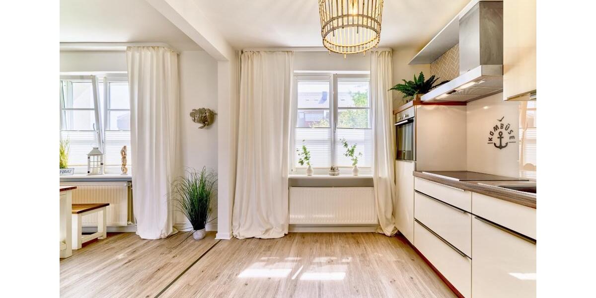 Reihenhaus Scharbeutz - 6 Zimmer, 123 m&sup2;, 1.800&euro; | Angebot:23806379