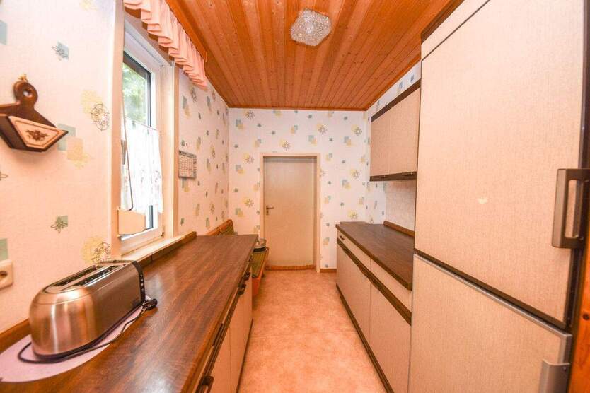 DIETZ: Gepflegtes Fachwerkhaus mit Garten, kleinem Nebengebäude im Babenhausen OT Harpertshausen! 5 zimmer
