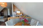 Dachgeschoßwohnung Timmendorfer Strand - 3 Zimmer, 90 m&sup2;, 1.700&euro; | Angebot:25452977