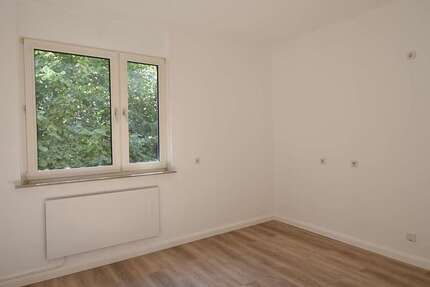 Wohnung Düsseldorf Hassels - 2 Zimmer, 60 m&sup2;, 845&euro; | Angebot:26568609